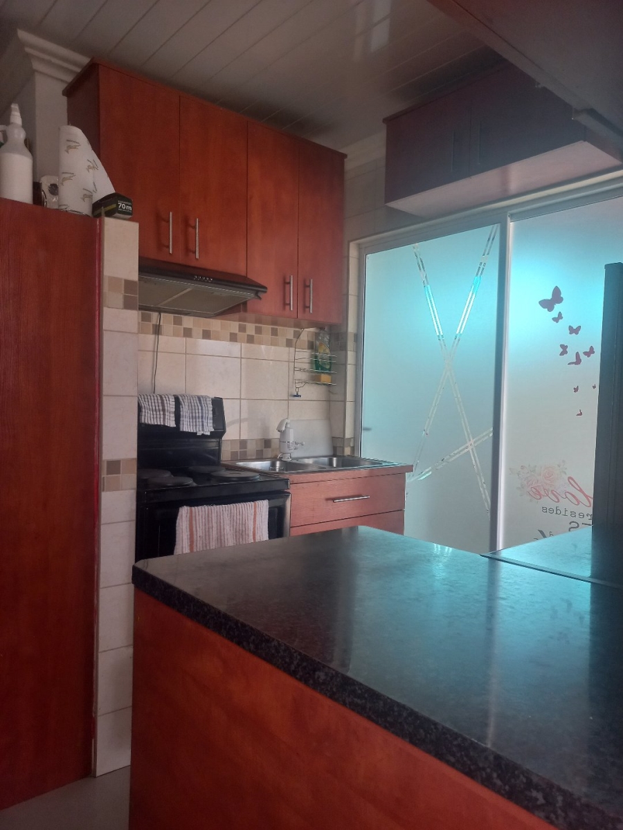 2 Bedroom Property for Sale in Belhar Western Cape